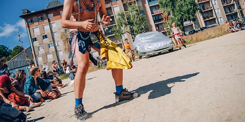 Spectacle de rue - "Apocalypse" par la Marzouk Machine