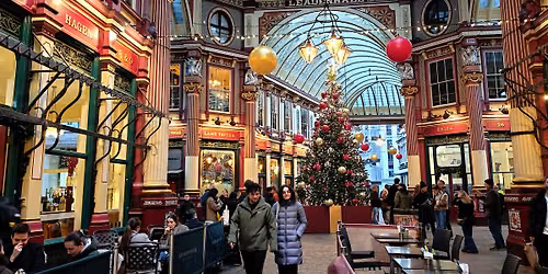 A Christmas walk in the historic City of London