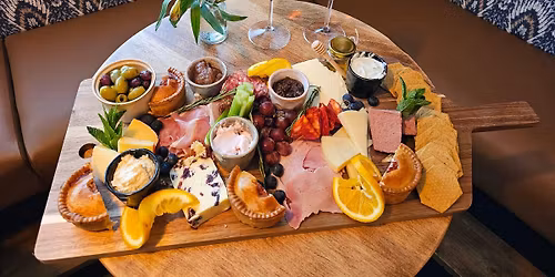 NYE at The Honey Pot