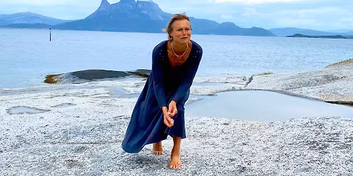 Konsertforestilling - med Juni Dahr og pianist H\u00e5kon Austb\u00f8