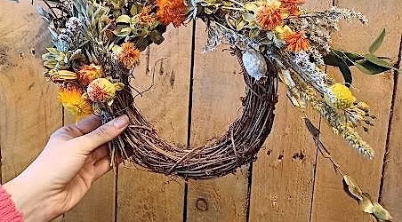 Autumn dried flower wreath making workshop