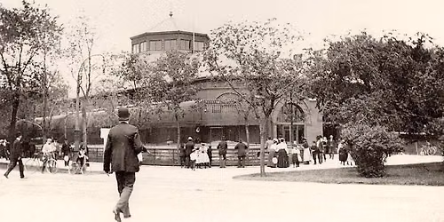Haunted History Tours at Lincoln Park Zoo