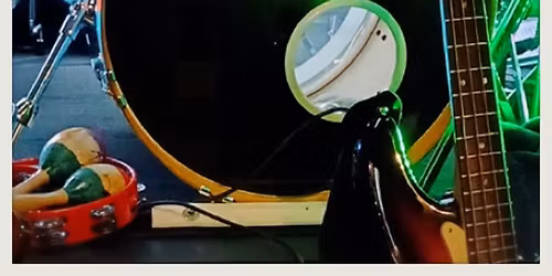 The Missing Link Live! At The Blue Mugge, Leek