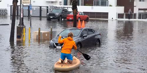 Parking US National Under 18  Team at Tri-City Storm