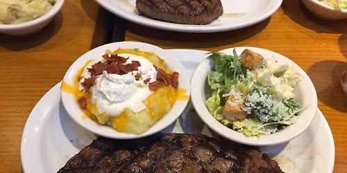 Steak Dinner w\/ 2 Sides $25
