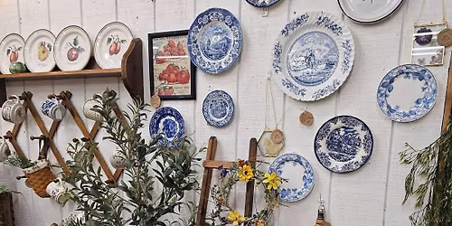 Vintage hang with Beth & Jess- booth grand opening!