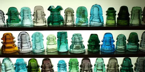 Yankee Pole Cat Insulator Club 2025 Beat the Snow Show