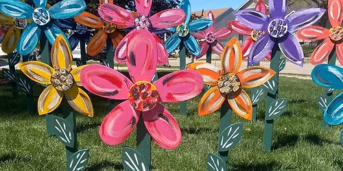 Simply Creative by Bren Spring Open House Craft & outdoor Decor Sale