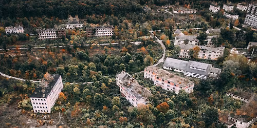 Balatonf\u0171zf\u0151 - Szentkir\u00e1lyszabadja - Meggyespuszta + Als\u00f3\u00f6rs (T\u00fara a Balaton-felvid\u00e9ken)