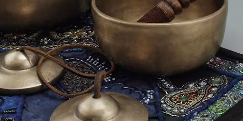 Atelier bain sonore relaxant par Odette Morneau, sonoth\u00e9rapeute