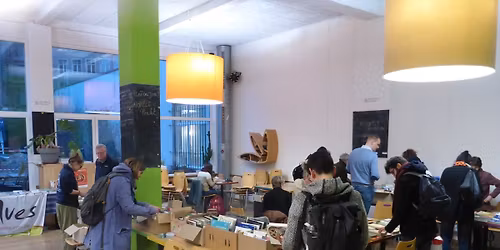 Bourse aux livres nature de seconde main