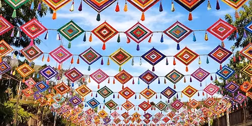 Ojos de dios \u2013 tvo\u0159en\u00ed amulet\u016f v muzejn\u00ed zahrad\u011b