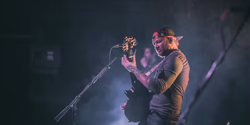 Stoney Larue at Floore's