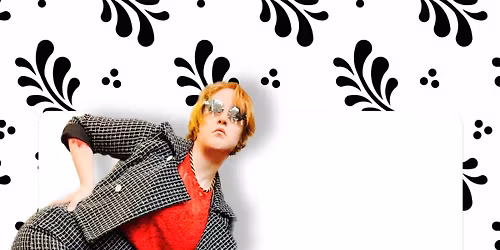 Chloe Watkinson at Grossman's Tavern