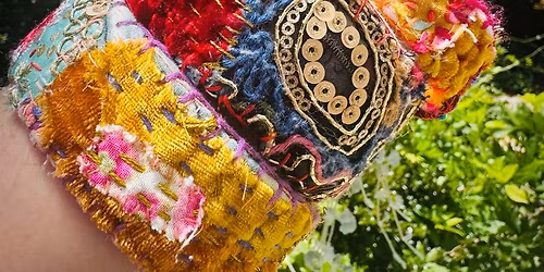 Making bracelets : slow stitching