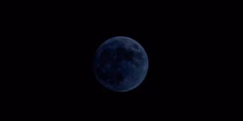 Naisten uudenkuun saunaseremonia