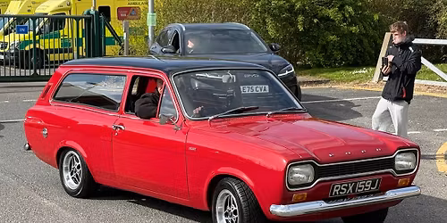 Classic Ford Show Convoy Meet