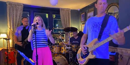 Distraction at The Lord Nelson, Poole Quay