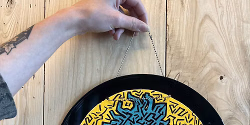 Art Together Workshop: Painting Vinyl Records