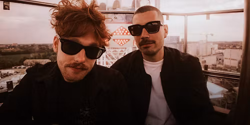 Equal Idiots in De Casino!