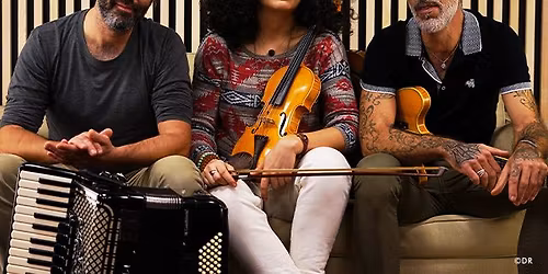 AIDA NOSRAT TRIO - COMMON ROUTES