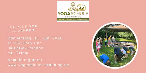 Yoga im Park f\u00fcr Kids
