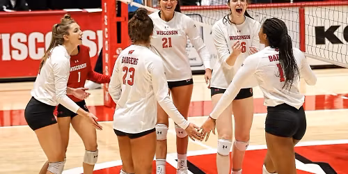 Parking Minnesota Golden Gophers at Wisconsin Badgers Womens Volleyball