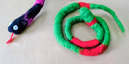 V21 Craft Corner: Felted Snake (Wet felting)