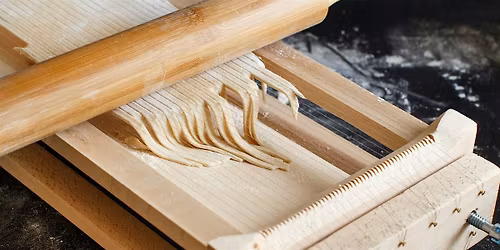 Hands-On Pasta: Fettuccine alla Papalina