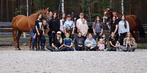 P\u0159\u00edm\u011bstsk\u00fd T\u00e1bor se zv\u00ed\u0159\u00e1tky \ud83d\udc34\ud83e\udd9d\ud83d\udc36\ud83d\udc31\ud83d\udc04