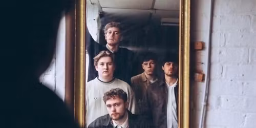 Vennels\/\/Lost Legs\/\/Shady Quid