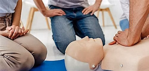 Hyfforddiant Cymorth Cyntaf  \/ First Aid Training - Aberystwyth (Bilingual)