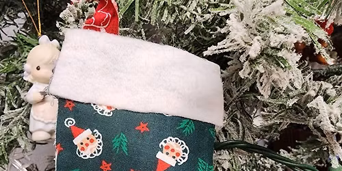 Free Friday: Ornament Making