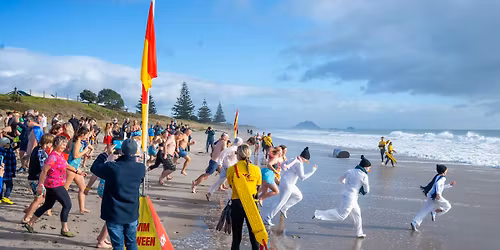 P\u0101p\u0101moa Polar Plunge