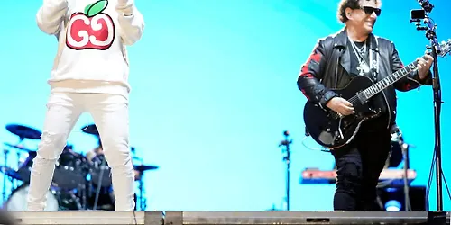 Journey Final Frontier Tour