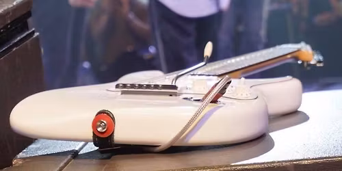 \u30b8\u30a7\u30d5\u30d9\u30c3\u30af\u30fb\u30e1\u30e2\u30ea\u30a2\u30eb +3 at Crawdaddy Club