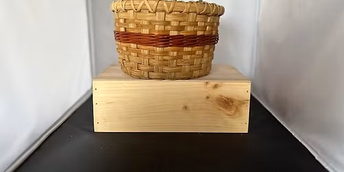 Round Holiday Basket