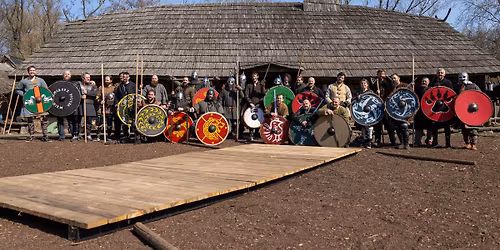 Zr\u00f3bmy Sobie Bitw\u0119 - (Kwiecie\u0144)