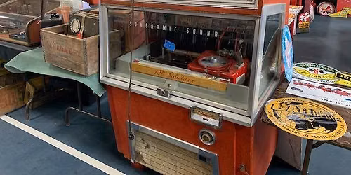 Nostalgialand Show & Sale