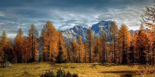 Autunno tra il rifugio Scarpa e l\u2019Agner