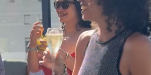 Sketch & Wine \u2013 Taller de dibujo con vino y buenas vistas en Madrid