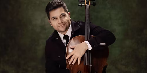 Cellist Gregorio Nieto and the full Symphony Orchestra