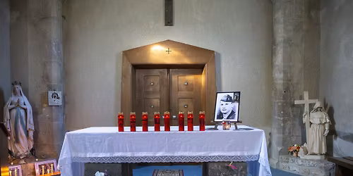 Veill\u00e9e aux bougies \u00e0 la chapelle de Cauquigny 