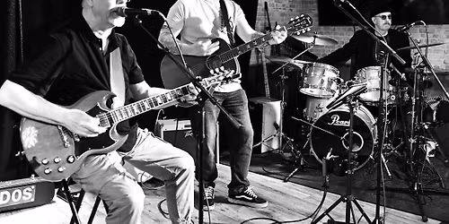 LIVE MUSIC with KUDOS