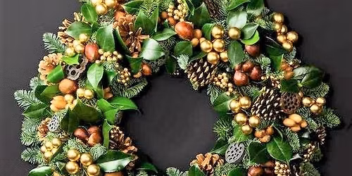 Luxury Berries & Chestnut Christmas Wreath class with Floral Fleurtations