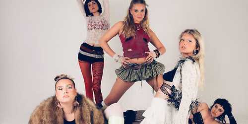 Girl Group \u2022 Botanique