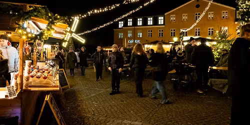 Julemarked i Hiller\u00f8d