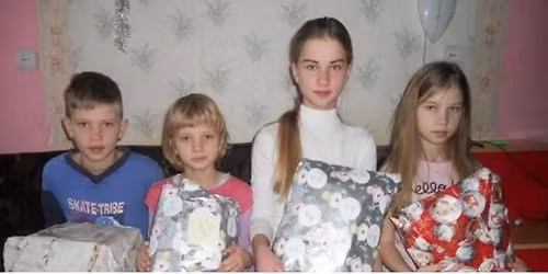 Julegaveaksjonen  \u2013 Giving Hands