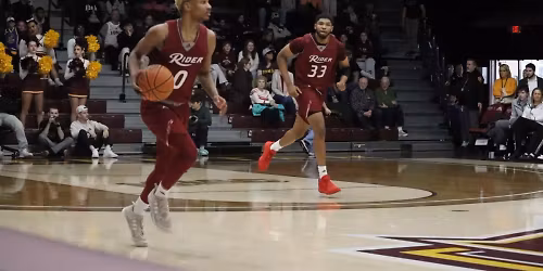 Parking Saint Peter's Peacocks at Fairfield Stags Mens Basketball