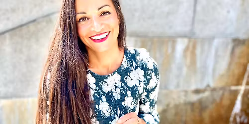 Detox, fornyelse og transformasjon 2026, p\u00e5 Lokah, ved Sara Chacko.